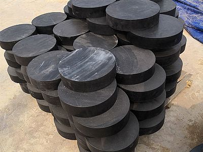 达坂城板式橡胶支座由若干层橡胶片与薄钢板经加压硫化